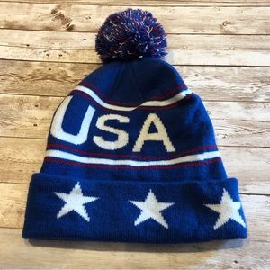 New Urban Pipeline USA pom beanie.